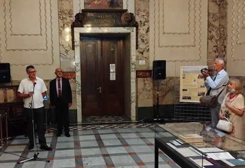 Predsjednik Društva prof. dr. Marko Rimac govori na otvaranju izložbe